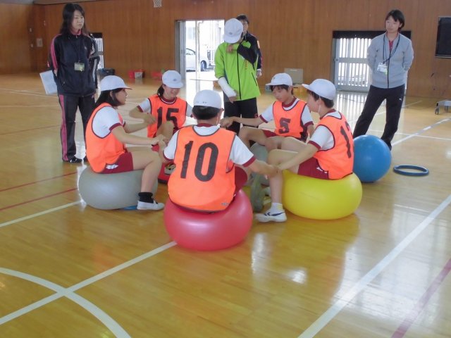 研究授業です 4月 16年 相生小学校 ブログ 相生小学校