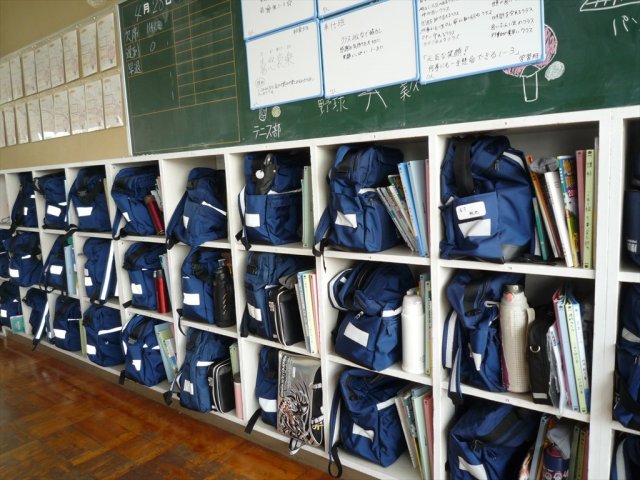 世の中gw 学校では授業 4月 15年 麁玉中学校 ブログ 麁玉中学校