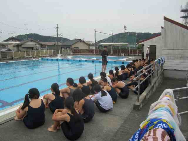 ５月３０日 火 ちょっと早いプール開き 5月 17年 二俣小学校 ブログ 二俣小学校