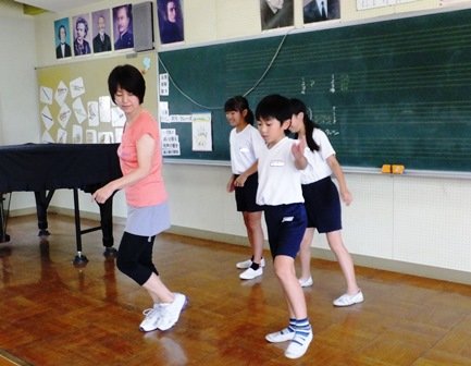 ダンスクラブの紹介 8月 17年 浜名小学校 ブログ 浜名小学校