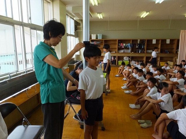 身体測定 高学年 9月 17年 浜名小学校 ブログ 浜名小学校