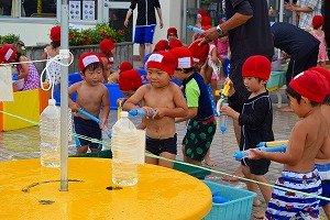 １学期最後のプール遊び 7月 18年 橋爪幼稚園 ブログ 橋爪幼稚園