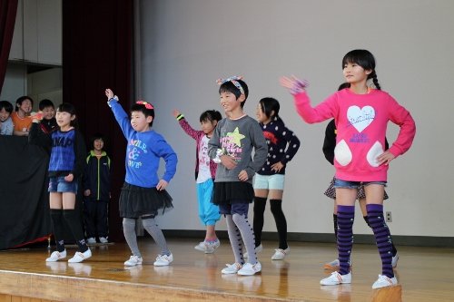 ６年生を送る会 2月 15年 平山小学校 ブログ 平山小学校