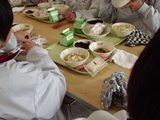 妖怪アパートの幽雅な食卓 るり子さんのお料理日記 11月 13年 細江中学校 ブログ 細江中学校