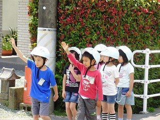 今日は 交通安全の日 でした 5月 10年 飯田小学校 ブログ 飯田小学校