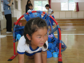 1・2年生「幼稚園との交流」② | 6月 | 2026年 | 伊目小学校 ブログ