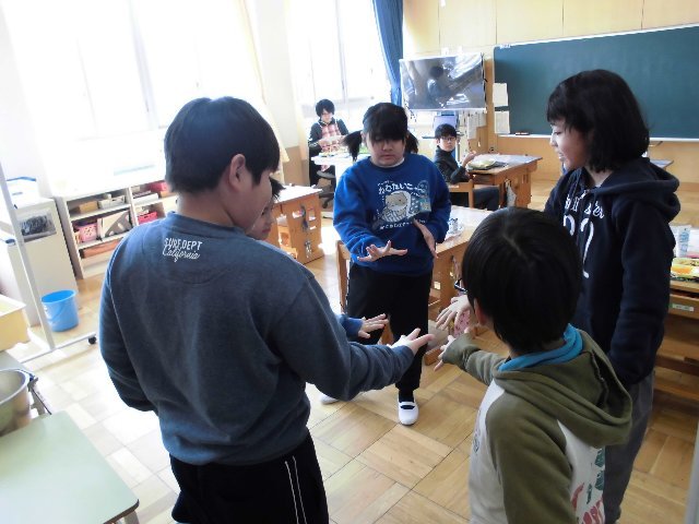 なかよし３組 給食 2月 18年 入野小学校 ブログ 入野小学校
