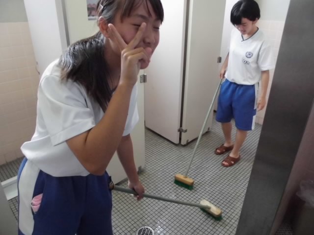掃除の様子 6月 18年 入野中学校 ブログ 入野中学校