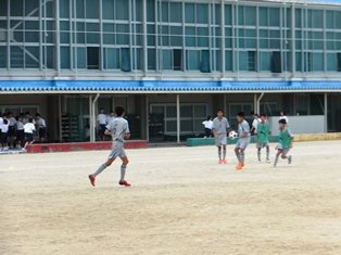 サッカー部取材 5月 16年 開成中学校 ブログ 開成中学校