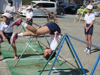 鉄棒大会 10月 18年 神久呂小学校 ブログ 神久呂小学校