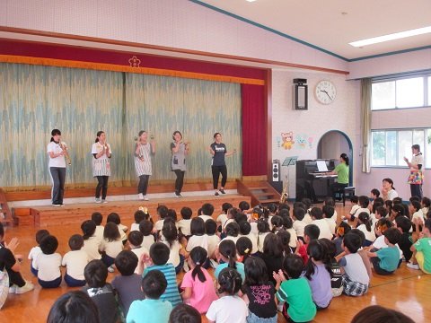 6月の誕生会をしたよ 6月 18年 可美幼稚園 ブログ 可美幼稚園