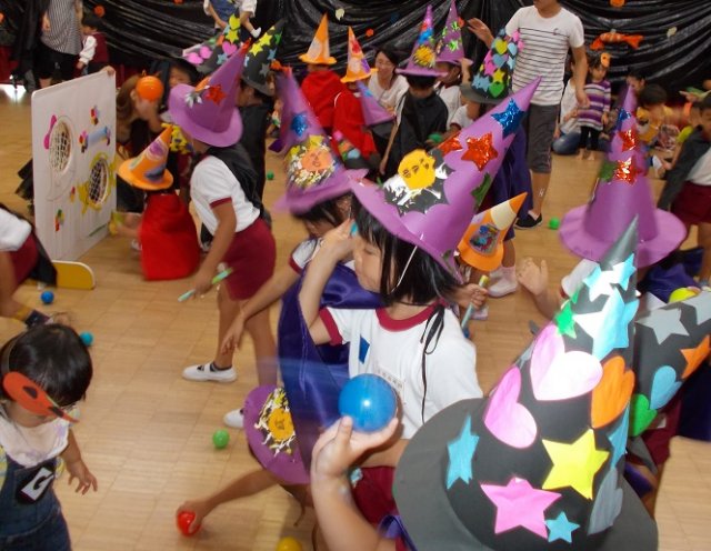 ハロウィンパーティー 10月 17年 金指幼稚園 ブログ 金指幼稚園