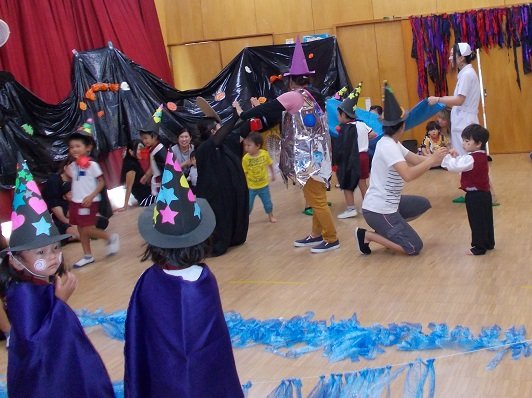 ハロウィンパーティー 10月 17年 金指幼稚園 ブログ 金指幼稚園