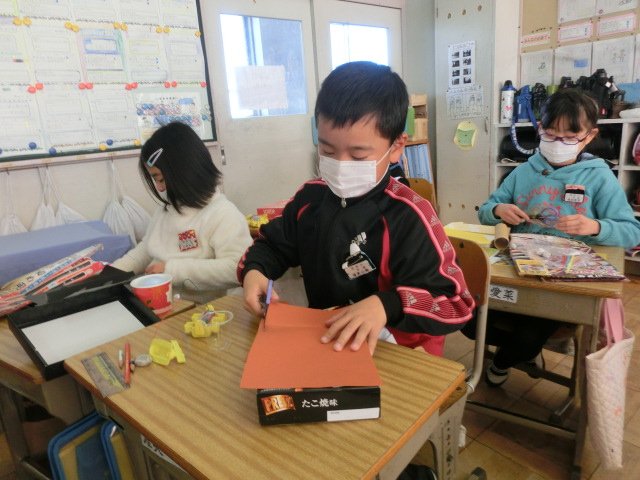 理科おもちゃ作り 3年生 2月 17年 笠井小学校 ブログ 笠井小学校