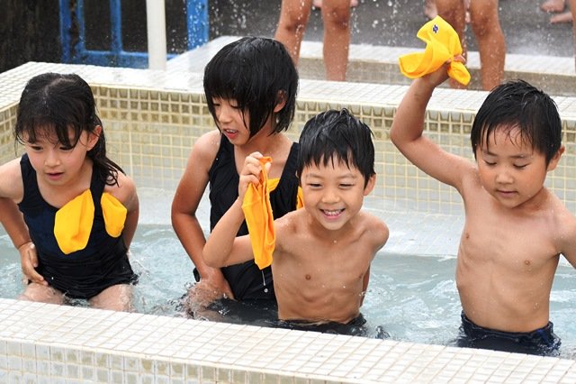 プール開き １年生 6月 18年 気賀小学校 ブログ 気賀小学校