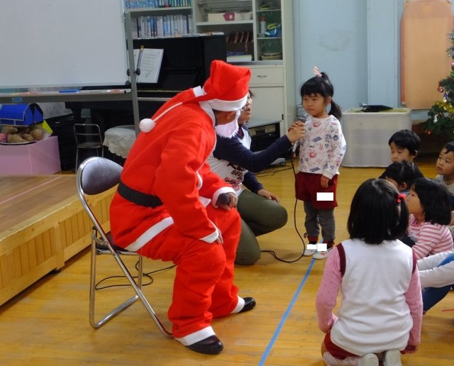 サンタクロースがやってきた 12月 15年 北浜東幼稚園 ブログ 北浜東幼稚園