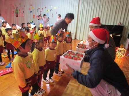 誕生会とクリスマス会 12月 17年 北庄内幼稚園 ブログ 北庄内幼稚園