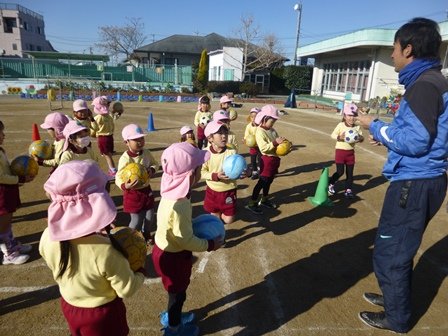 オイスカサッカー教室 2月 16年 北庄内幼稚園 ブログ 北庄内幼稚園