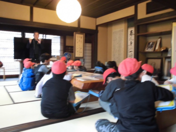 館長さんから話を聞きました。