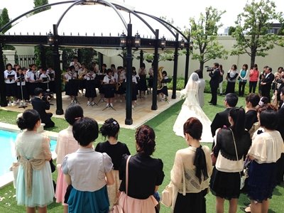 顧問の結婚式で演奏 花嫁の門出を祝う O 7月 14年 西部中学校 ブログ 西部中学校