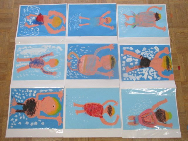 絵の具やクレパスで描画を楽しんでいます 9月 18年 新原幼稚園 ブログ 新原幼稚園