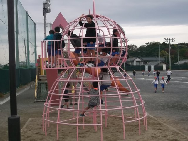 今日のゆうさくジャングルジム 11月 17年 雄踏小学校 ブログ 雄踏小学校