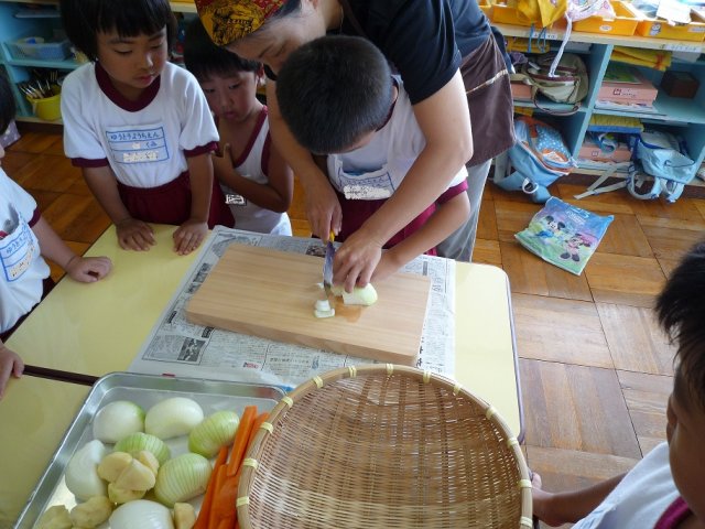 カレーパーティー 7月 11年 雄踏幼稚園 ブログ 雄踏幼稚園